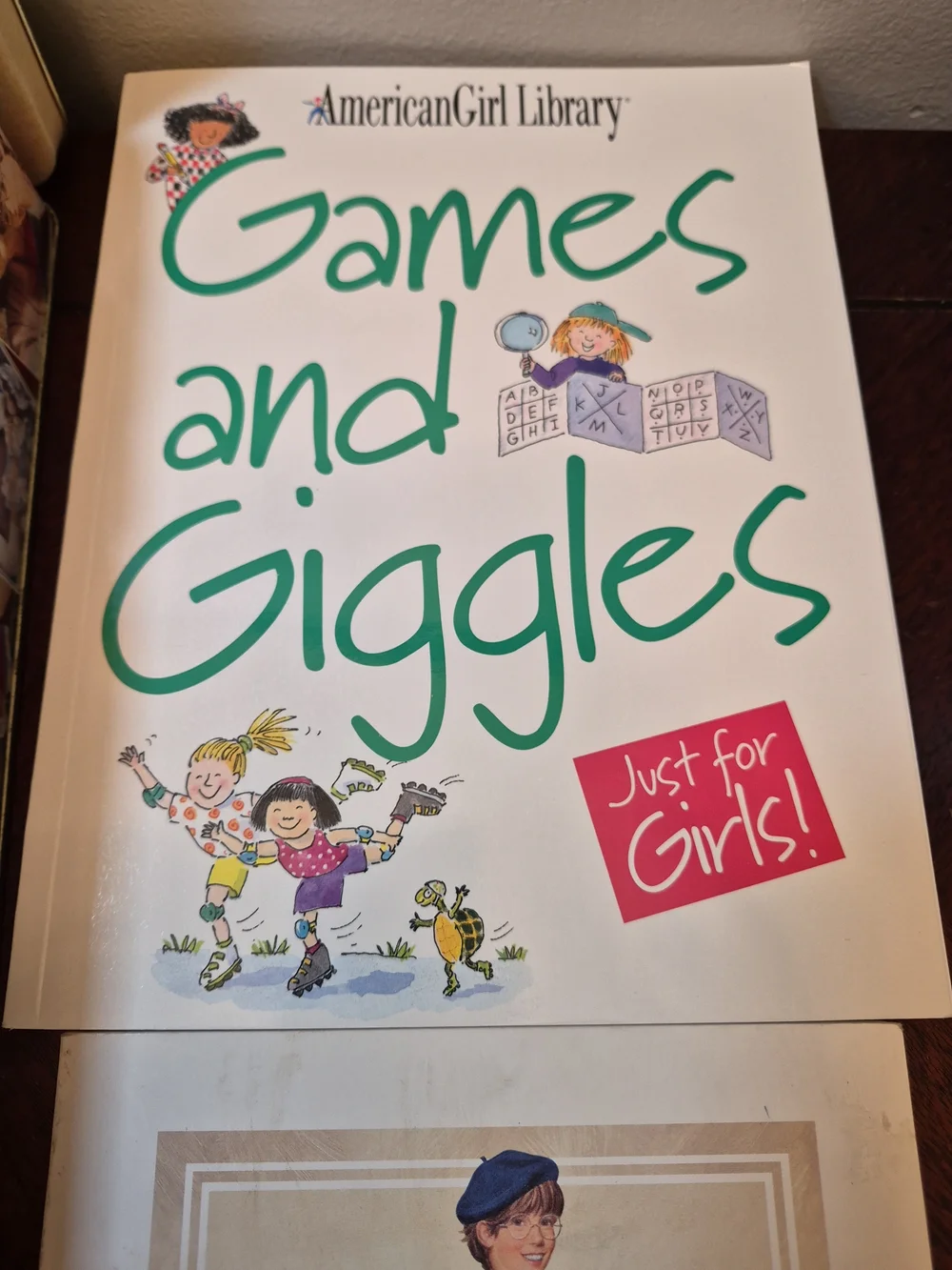 American‎ Girl Handbook & Storybook Set - Burgundy & Cream